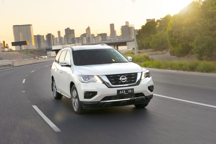  Nissan Pathfinder ST (R52) 2017 года  (AU) (фото 6 из 40)